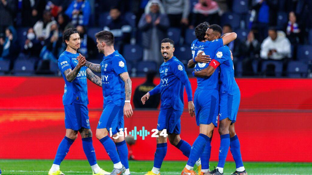 قمة الرياض والهلال في دوري روشن: دليلك لمتابعة البث المباشر وترددات القنوات الناقلة