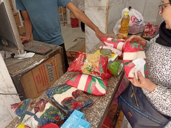 قائمة أسعار السلع التموينية الجديدة في المجمعات الاستهلاكية لشهر يناير لأصحاب البطاقات