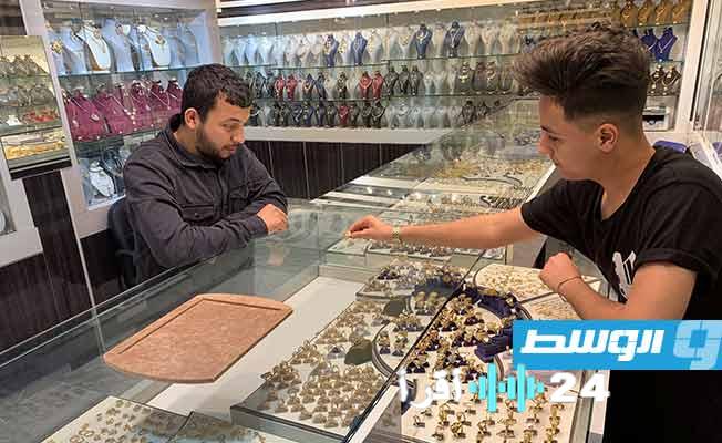 «نقاط تحول مثيرة» أسعار الذهب في ليبيا تحقق قفزات ملحوظة خلال تعاملات الثلاثاء