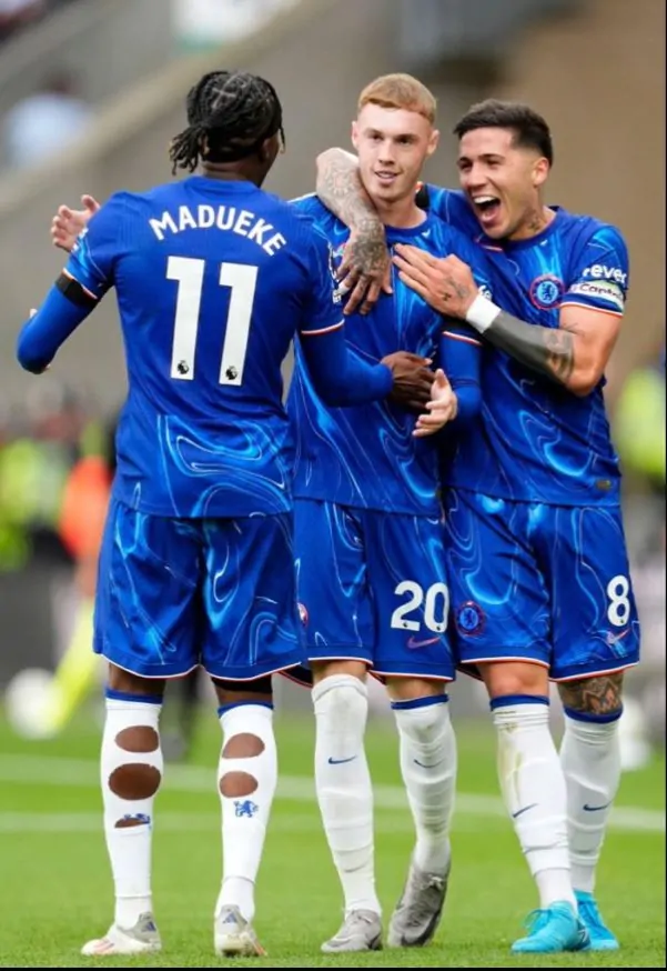 «انتصار ثمين» تشيلسي يقتنص الفوز من برينتفورد ويصعد سلم ترتيب الدوري الإنجليزي الممتاز