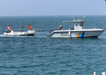 ضبط مخالف للائحة مزاولي الأنشطة البحرية من قبل حرس الحدود في محافظة رابغ