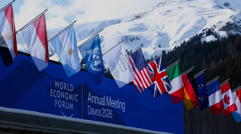 «فرصة فريدة لتسويق الاقتصاد المصري: مشاركة متميزة في دافوس»