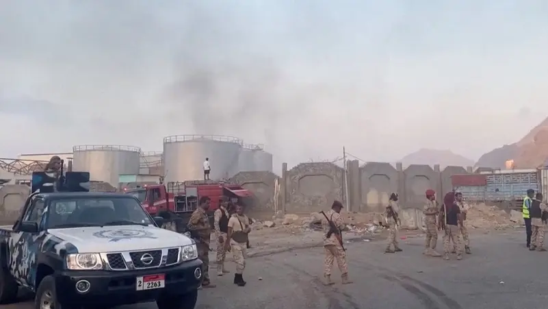 قوات درع الوطن تتقدم نحو المكلا وتستعد للسيطرة على مطار الريان في اليمن