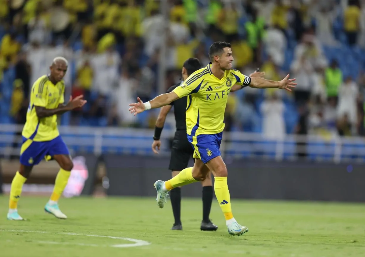 «هدف رونالدو يزلزل الملعب» النصر يتقدم على الهلال في الشوط الأول