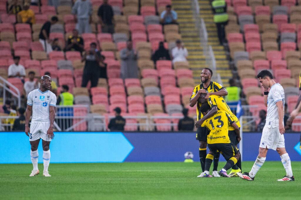 نجوم الاتحاد تتصدر التشكيلة المثالية للجولة 18 في دوري روشن