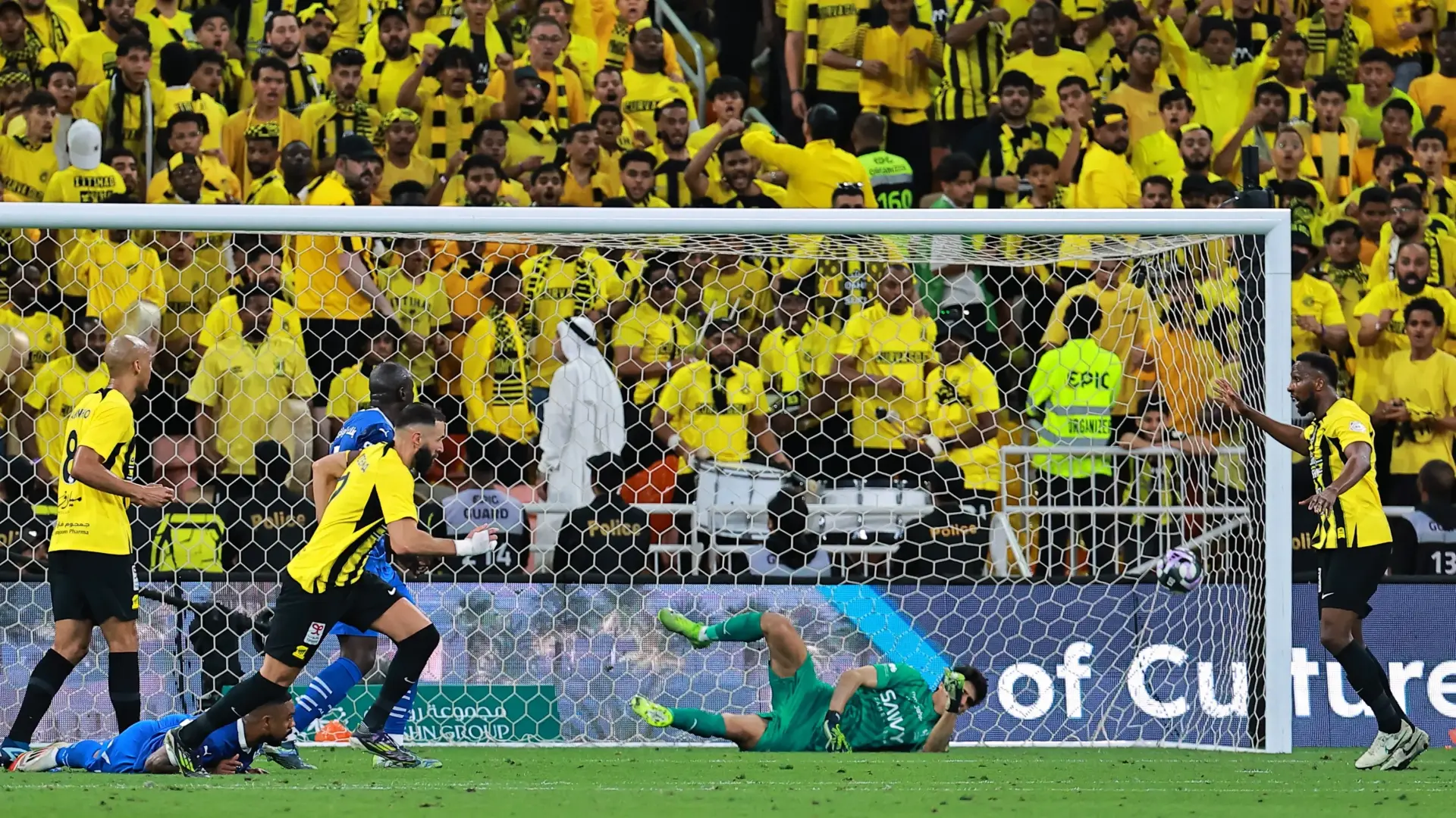 معلق مباراة الاتحاد والفتح في الدوري السعودي اليوم والقنوات الناقلة