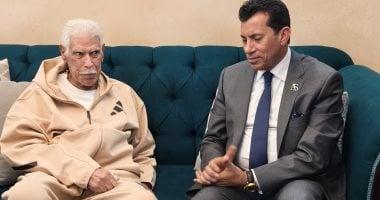 شحاتة يؤكد استعداد المنتخب لمواجهة السنغال ويشدد على عدم الخوف من أي خصم