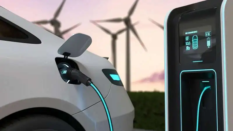 «معركة العمالقة في 2026» – هل تتمكن «بي واي دي» من الإطاحة بـ«تسلا» من قمة سوق السيارات الكهربائية عالميًا؟