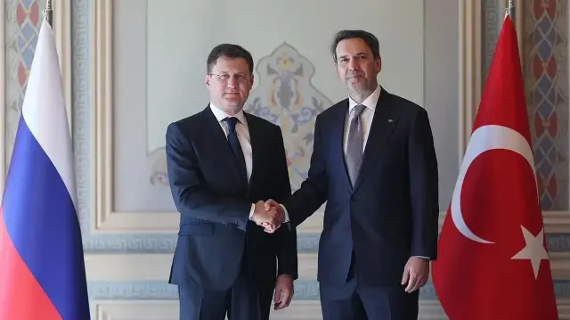 محادثات تركية روسية تعزز التعاون في قطاع الطاقة