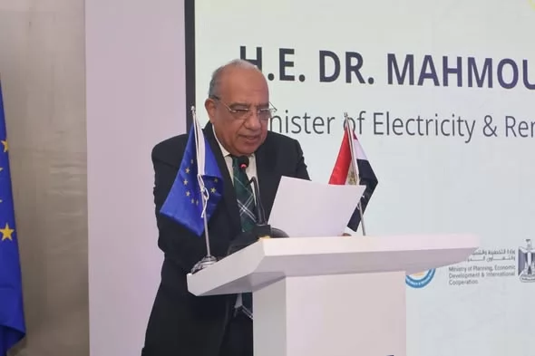 «التحول العالمي في الطاقة: واقع يشكل مستقبل الاقتصاد المستدام»