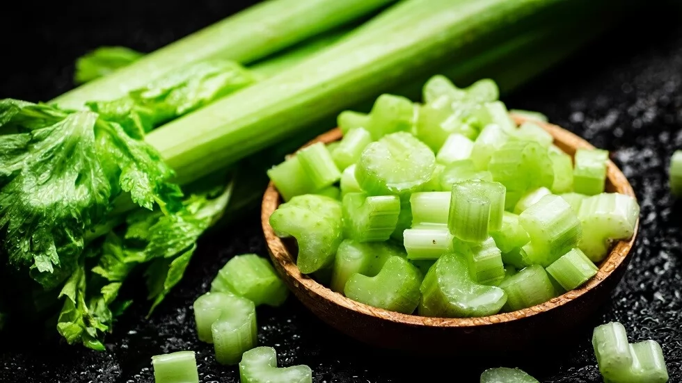 «قوة خضراء» الكرفس: مفتاحك لوجبات صحية تدعم سلامة جسمك وتعزز رشاقتك