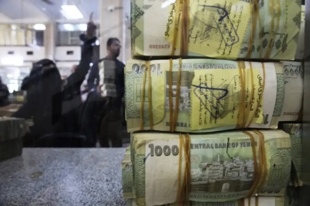 صعود مفاجئ للريال اليمني: ما وراء القفزة الغامضة؟