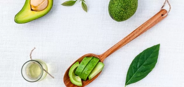 «جمالكِ الطبيعي ينتظركِ» : اكتشفي القوة الخضراء: خلطات زيت الأفوكادو المبتكرة لروتين عناية بالبشرة يجدد شبابكِ ويمنحكِ إشراقة لا مثيل لها