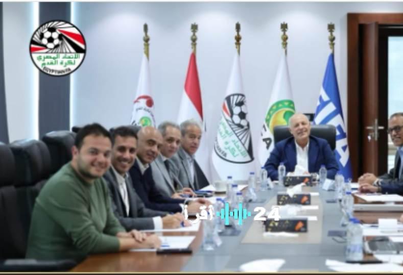 اتحاد الكرة يقرر شطب حكمين وإيقاف الحسينية عامًا ومشاركة منتخب 2009 في بطولة شمال أفريقيا