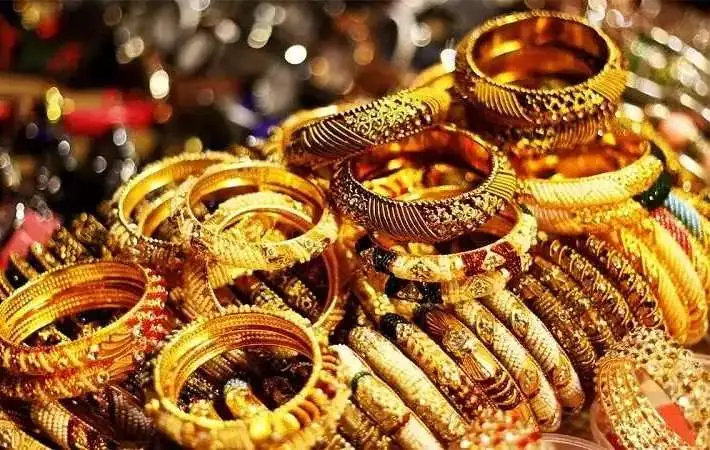 «انخفاض حاد في أسعار الذهب: عيار 21 يتراجع 220 جنيهاً في محلات الصاغة»