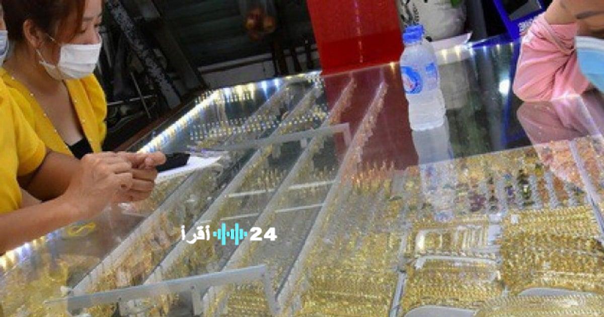 «أسعار الذهب ترتفع مجددًا بينما تتراجع قيمة عملة دوجي في السوق الفيتنامي»