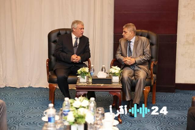 السويس والأردن يستكشفان آفاقاً جديدة للتعاون في الصناعة البحرية