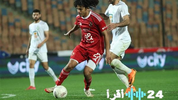 «مفترق طرق حاسم» نجم الأهلي يضع بنودًا جديدة لفك ارتباطه من القلعة الحمراء