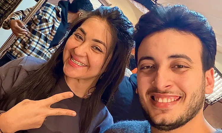 الحسن عادل يستعيد أجواء الشهر الفضيل بـ “لمة رمضان”