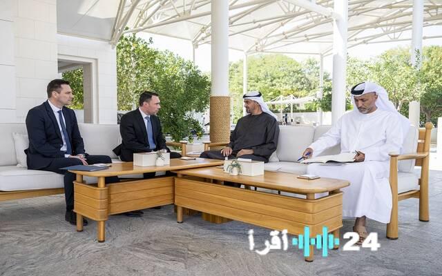 تعزيز التعاون الثنائي محور لقاء محمد بن زايد ومستشار الأمن القومي المجري
