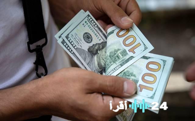 هدوء بسوق الصرف المصري مع تراجع قوي لمعدل التضخم السنوي بالمدن