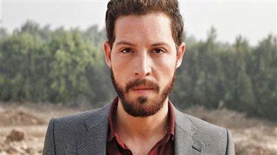 محمود حجازي يدحض شائعة توحد ابنه ويتهم والدته بافتعالها لكسب التعاطف