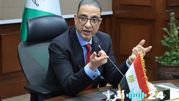 محافظ الجيزة يفرض رقابة ميدانية مفاجئة يوميًا على النظافة والإشغالات