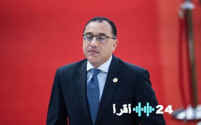 رئيس الوزراء يوجه بتأمين الرعاية لمصابي حادث محور 30 يونيو