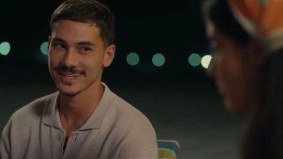 يوسف وهبي يقدم إطلالة أرستقراطية لافتة في مسلسل كلهم بيحبوا مودي