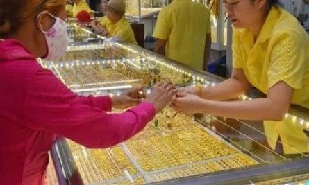 أسعار الذهب ترتفع اليوم في 27 فبراير مع زيادة في أسعار خواتم الذهب