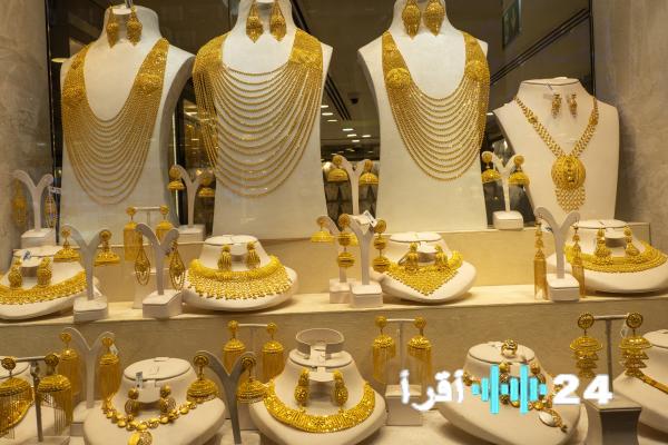 «جنون الصفقات في سوق الذهب السعودي» الأسعار تتصاعد والفوضى تسيطر على المعاملات