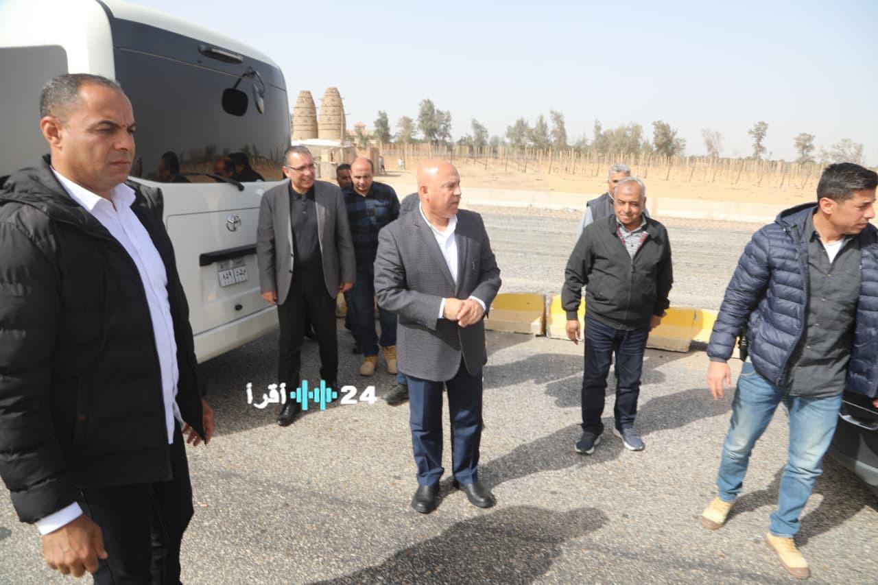 كامل الوزير يشدد على تعزيز سلامة الدائري الإقليمي ويقر تحويل رصفه للخرساني