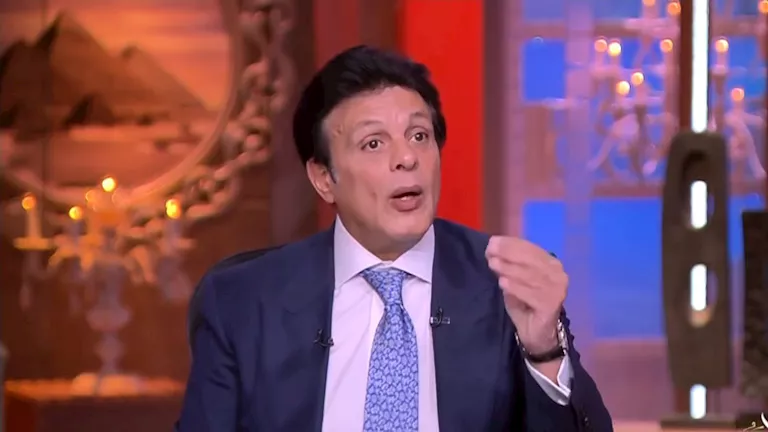 «فضيحة الاعتداء بالتجمع الخامس» محامي فرد الأمن يكشف أسرار الحادث ويدافع عن حقوق موكله