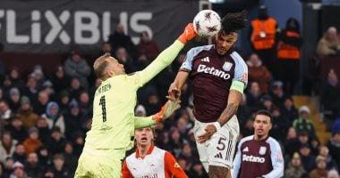 أستون فيلا يطارد حلم لقب الدوري الإنجليزي الممتاز أمام برينتفورد