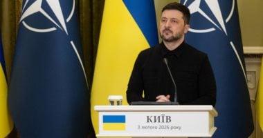 «تأكيد أوكراني على الحلول السلمية» زيلينسكي يؤكد استعداد بلاده لدعم جهود نزع فتيل الأزمة