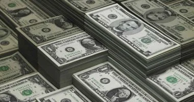 «ترقب الأسواق» الدولار يختتم تعاملات الخميس 5 فبراير 2026: آخر مستوياته أمام الجنيه المصري