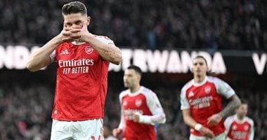 رقم سلبي يهدد آمال أرسنال في الفوز بالدوري الإنجليزي