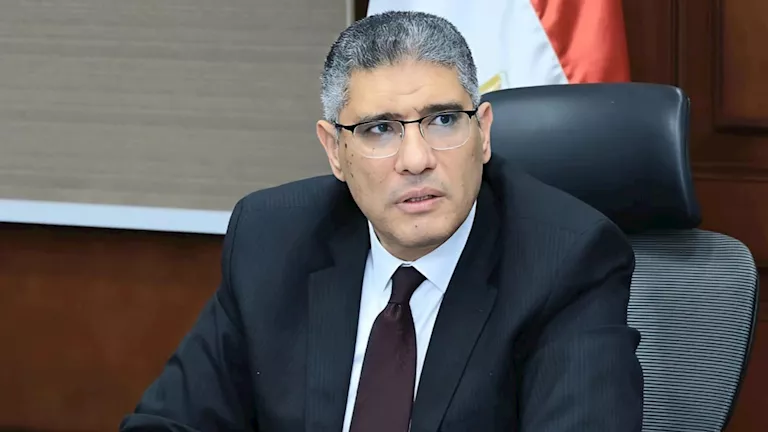 ضبط 26 طنًا من مصنعات ومقطعات اللحوم والدواجن الفاسدة في الجيزة خلال شهر