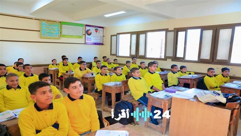 وكيل تعليم الجيزة يؤكد على أهمية متابعة نتائج تقييمات الطلاب بشكل مستمر