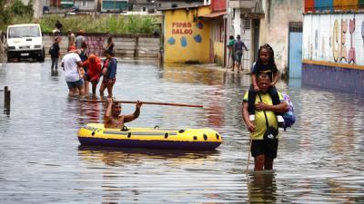 مصرع 30 شخصًا وفقدان 39 آخرين جراء هطول أمطار غزيرة في البرازيل