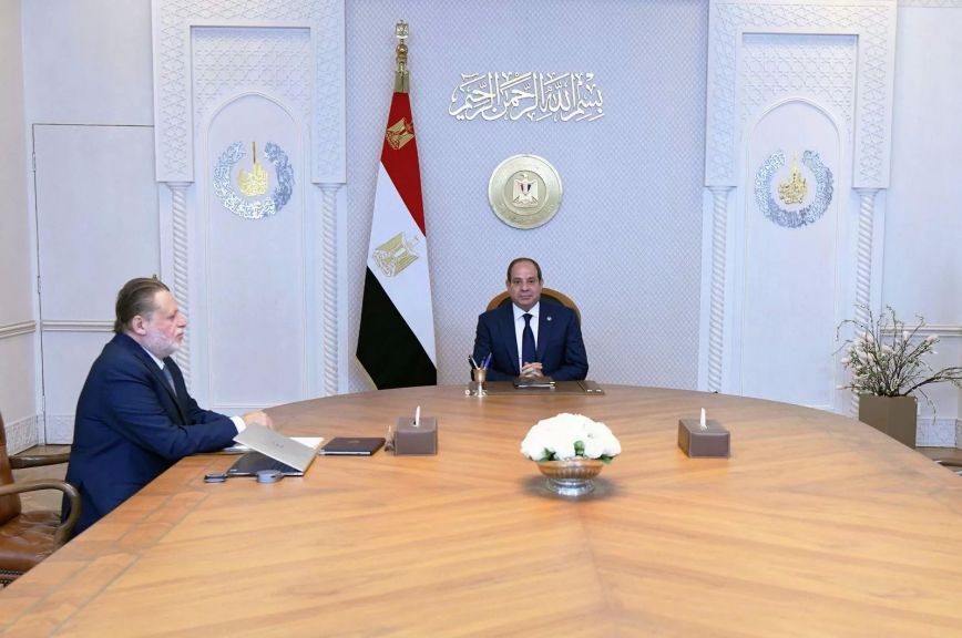 الرئيس السيسي يشدد على مواصلة كبح التضخم بضبط الأسواق وتوفير السلع