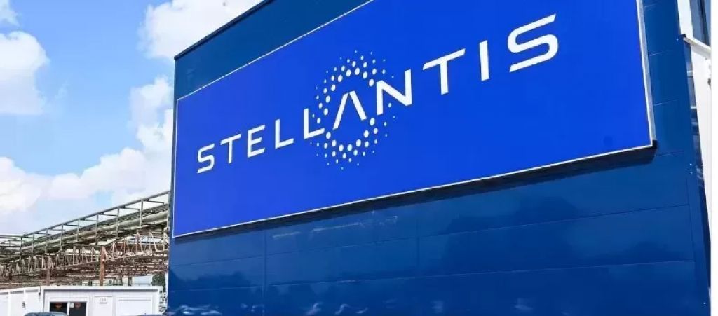 ستيلانتيس تعتمد تقنيات صينية لخفض تكاليف إنتاج مركباتها