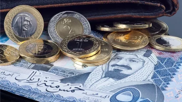 «نبض السوق» آخر تطورات سعر صرف الريال السعودي أمام الجنيه المصري هذا الجمعة