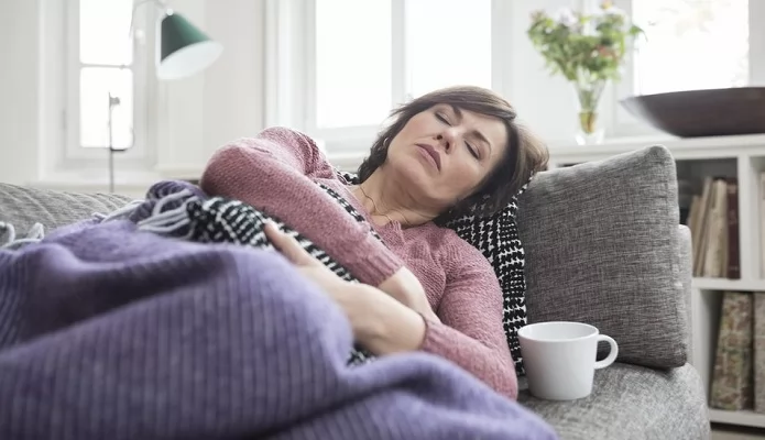 «السر وراء الاختلاف» كشف علمي جديد يوضح لماذا يضرب كوفيد الطويل الدماغ بأعراض عصبية بخلاف الإنفلونزا