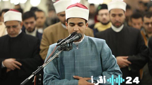 قابيل الطالب النابغ إمامًا لتراويح الجامع الأزهر
