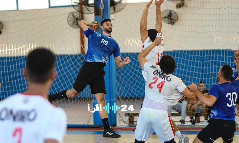 «قمة مثيرة» الأهلي والزمالك يكتسحان منافسيهما في دوري المحترفين لكرة اليد