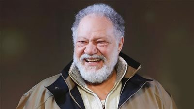 جدل رحيل الفنان يحيى الفخراني الحقيقة الكاملة وشهادة آخر ظهور