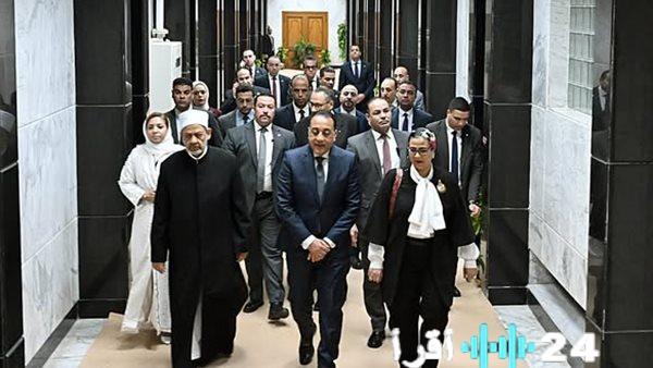 رئيس الوزراء يرعى مؤتمر دول التعاون الإسلامي لتعزيز حقوق المرأة