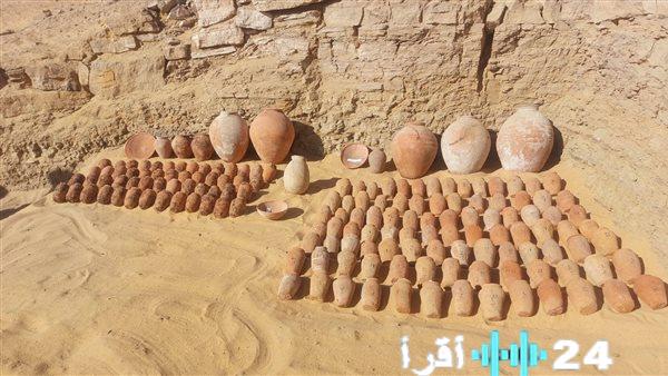 اكتشاف أثري بارز في أسوان يكشف عن مقابر صخرية جديدة بقبة الهواء