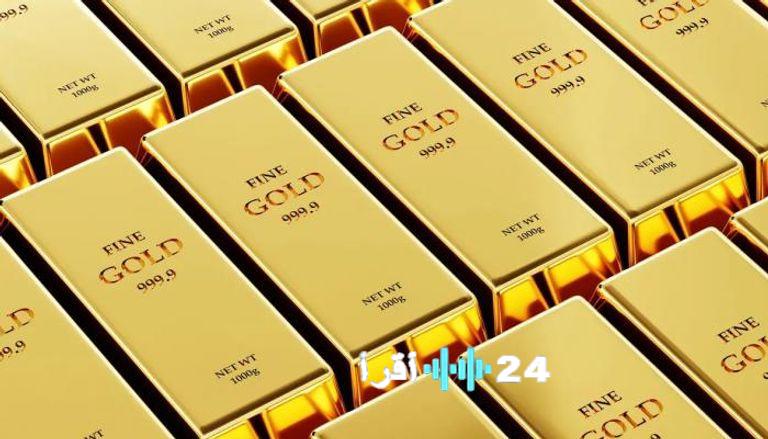 أسعار الذهب تحافظ على استقرارها وسط انخفاض عوائد السندات الأمريكية